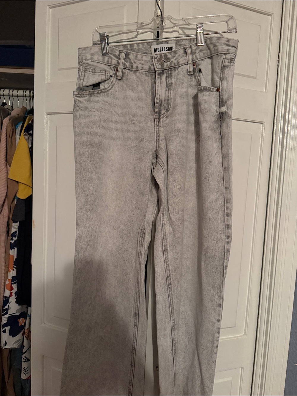 Disclosure Women's Light Gray Washed Jeans